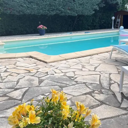 Independant Calme Pas Loin Du Centre *