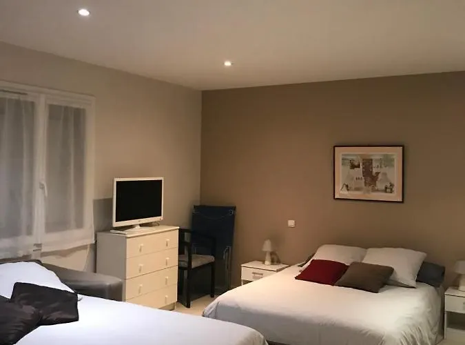 Apartment Independant Calme Pas Loin Du Centre