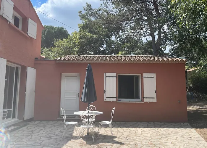 Independant Calme Pas Loin Du Centre Nimes